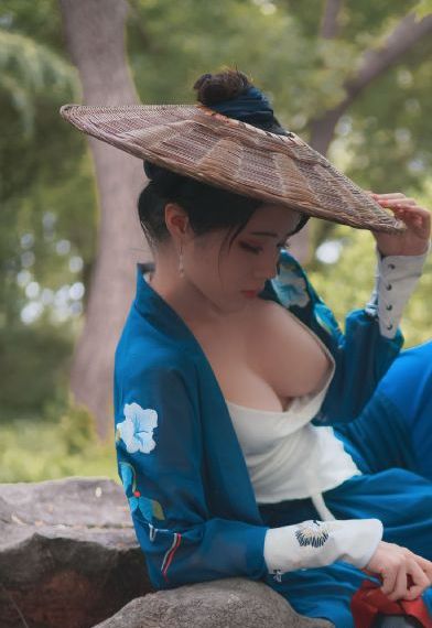 迷人的保姆韩剧_短视频完整无删减版